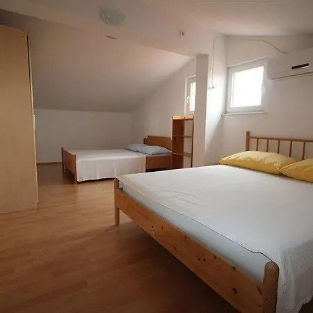Dijana Hotel 3*